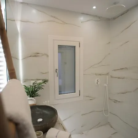 Villa Archetypo 1855 - And