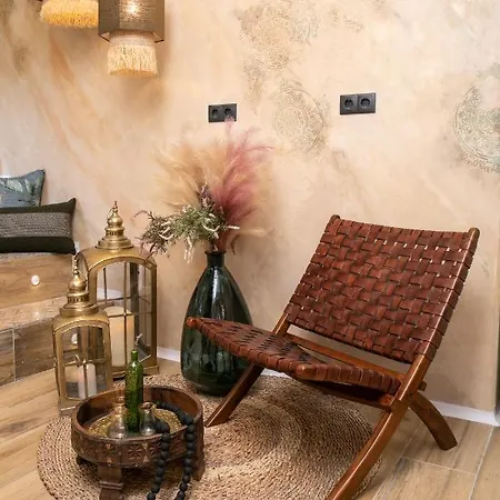 Villa Archetypo 1855 - And *